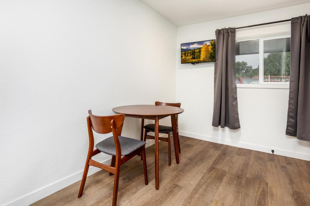Minecart Motor Lodge モントローズ エクステリア 写真